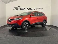 Röd Begagnad 2016 Renault Kadjar SUV | 99 900 kr (Marknadspris)