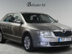 Ljusbrun Begagnad 2008 Skoda Superb Ambition Halvkombi | 38 900 kr (Marknadspris)