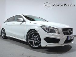 Vit Begagnad 2015 Mercedes CLA200 Shooting Brake AMG Kombi | 149 900 kr (Marknadspris)