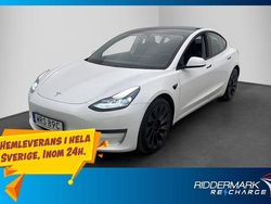Vit Begagnad 2021 Tesla Model 3 Performance Sedan | 319 800 kr (Marknadspris)