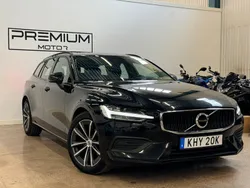Svart Begagnad 2020 Volvo V60 Momentum Kombi | 254 900 kr (Marknadspris)
