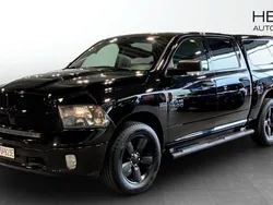 Svart (black) Begagnad 2022 RAM 1500 Pickup | 549 000 kr