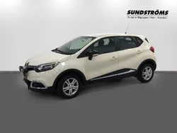 Vit Begagnad 2015 Renault Captur SUV | 109 900 kr (Marknadspris)