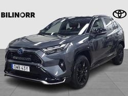 Grå Begagnad 2025 Toyota RAV4 Premium SUV | 559 900 kr (Marknadspris)