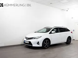 Vit Begagnad 2014 Toyota Auris Touring Sports Multidrive S Kombi | 134 900 kr (Lite dyr)