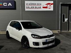 Vit Begagnad 2010 VW Golf VI Sport Halvkombi | 97 900 kr (Marknadspris)