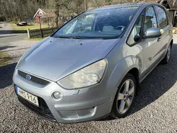 Grå Begagnad 2008 Ford S-MAX S Minibuss | 19 000 kr