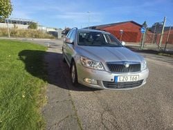 Silver Begagnad 2012 Skoda Octavia Kombi | 39 900 kr (Superpris)