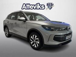 Silver Ny 2025 VW Tiguan Life SUV | 442 500 kr (Marknadspris)