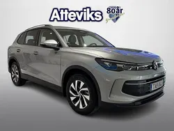 Silver Ny 2025 VW Tiguan Life SUV | 442 500 kr (Marknadspris)