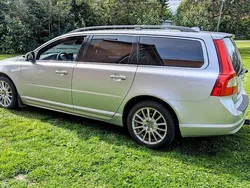 Grå Begagnad 2012 Volvo V70 Momentum Kombi | 83 000 kr (Marknadspris)