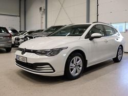 Vit Begagnad 2022 VW Golf VIII Kombi | 249 600 kr (Marknadspris)