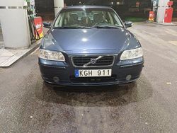 Blå Begagnad 2007 Volvo S60 Sedan | 34 000 kr