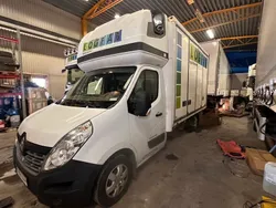Vit Begagnad 2017 Renault Master Van | 140 000 kr