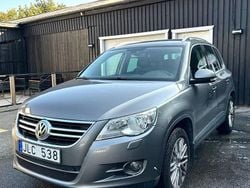 Mörkgrå Begagnad 2008 VW Tiguan SUV | 49 900 kr (Dyr)