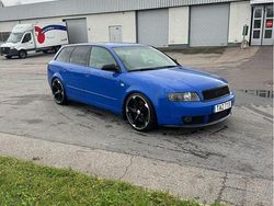 Blå Begagnad 2002 Audi A4 Kombi | 37 000 kr