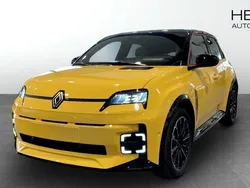 Gul (yellow) Begagnad 2025 Renault R5 Iconic Halvkombi | 441 600 kr (Bra pris)