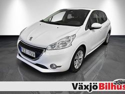 Vit Begagnad 2013 Peugeot 208 Halvkombi | 59 900 kr (Marknadspris)