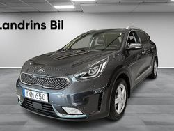 Grå Begagnad 2018 Kia Niro 2 SUV | 164 300 kr (Marknadspris)