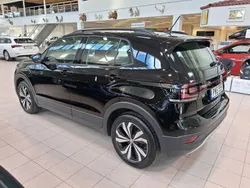 Svart Begagnad 2020 VW T-Cross SUV | 179 900 kr (Marknadspris)