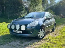 Blå Begagnad 2006 Renault Clio II | 32 000 kr