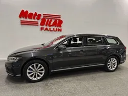 Mörkgrå (mgrå) Begagnad 2021 VW Passat GTE Kombi | 269 900 kr (Lite dyr)