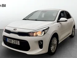 Vit Begagnad 2018 Kia Rio Halvkombi | 119 900 kr (Marknadspris)