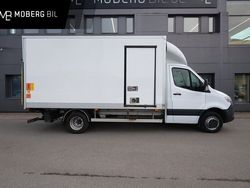 Ljusblå Begagnad 2021 Mercedes Sprinter Van | 559 900 kr