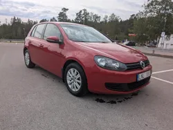 Röd Begagnad 2011 VW Golf VI Halvkombi | 62 000 kr (Marknadspris)