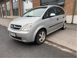 Grå Begagnad 2005 Opel Meriva Minibuss | 17 000 kr (Bra pris)