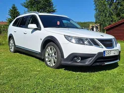 Vit Begagnad 2010 Saab 9-3X Kombi | 38 000 kr