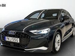 Grå Begagnad 2024 Audi A3 Sportback Advanced Plus Halvkombi | 319 000 kr (Lite dyr)