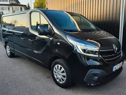 Svart Begagnad 2020 Renault Trafic Van | 239 000 kr (Lite dyr)