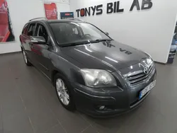 Grå Begagnad 2008 Toyota Avensis Kombi | 29 900 kr (Marknadspris)