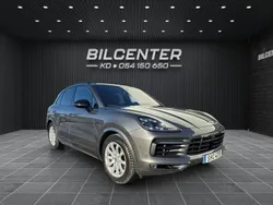 Mörkgrå Begagnad 2021 Porsche Cayenne Platinum Edition SUV | 930 000 kr (Dyr)
