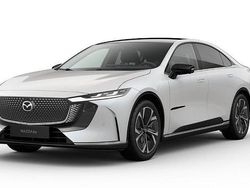 Crystal white pearl Ny 2025 Mazda 6e Takumi-Line Sedan | 499 500 kr