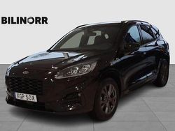 Svart Begagnad 2022 Ford Kuga Business Edition SUV | 309 900 kr (Marknadspris)