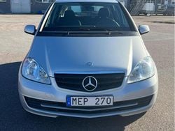 Silver Begagnad 2012 Mercedes A160 Classic Halvkombi | 32 000 kr (Marknadspris)