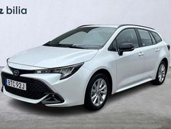 Vit Ny 2025 Toyota Corolla Active Kombi | 360 900 kr (Dyr)