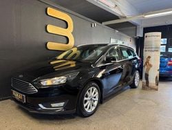 Svart Begagnad 2015 Ford Focus Titanium Kombi | 39 900 kr (Marknadspris)