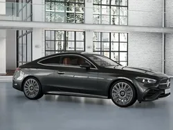 Grå Begagnad 2023 Mercedes CLE220 AMG line Sportkupé | 803 900 kr