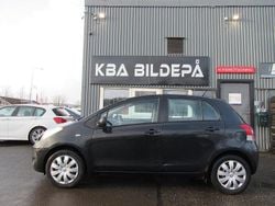 Svart Begagnad 2010 Toyota Yaris Halvkombi | 34 900 kr (Marknadspris)