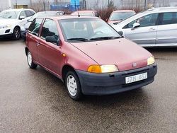 Röd Begagnad 2000 Fiat Punto Halvkombi | 9 900 kr