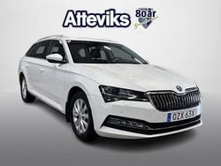 Vit Begagnad 2021 Skoda Superb Kombi | 269 900 kr (Bra pris)