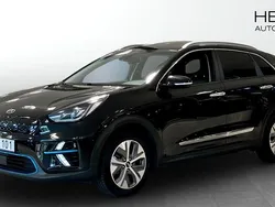 Svart (black) Begagnad 2021 Kia e-Niro Advance SUV | 229 900 kr (Marknadspris)