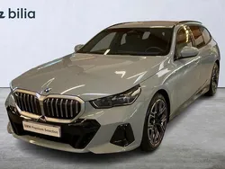 Grå Begagnad 2024 BMW 520 M Sport Kombi | 639 000 kr