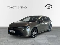 Grön Begagnad 2021 Toyota Corolla Style Kombi | 239 000 kr (Marknadspris)