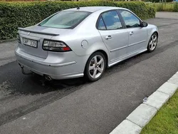 Grå Begagnad 2004 Saab 9-3 Vector Sedan | 19 500 kr (Marknadspris)
