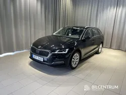 Svart Begagnad 2022 Skoda Octavia Style Kombi | 259 900 kr (Marknadspris)
