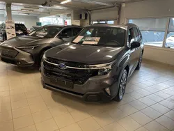 Grå Ny 2024 Subaru Forester SUV | 463 400 kr (Marknadspris)